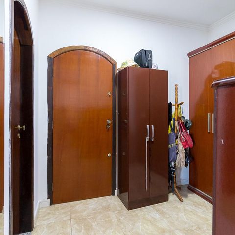 Casa para alugar com 385m², 3 quartos e 5 vagasCloset quarto 3 suíte