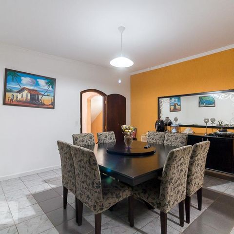 Casa para alugar com 385m², 3 quartos e 5 vagasCopa