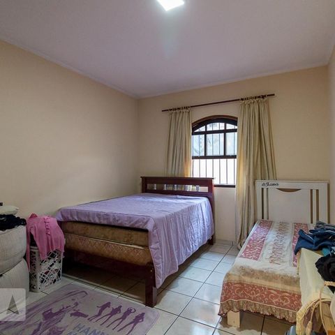 Casa para alugar com 385m², 3 quartos e 5 vagasQuarto 1