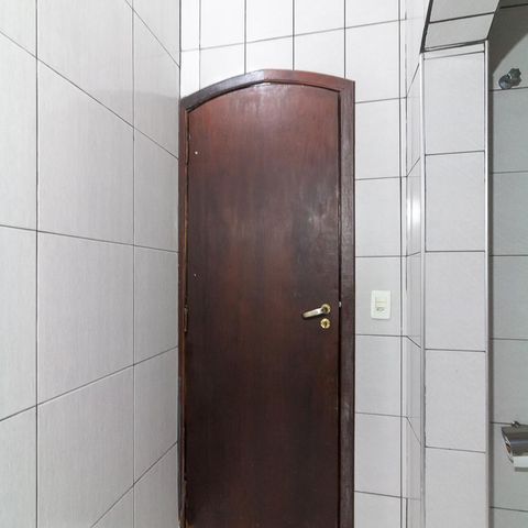 Casa para alugar com 385m², 3 quartos e 5 vagasBanheiro de Serviço