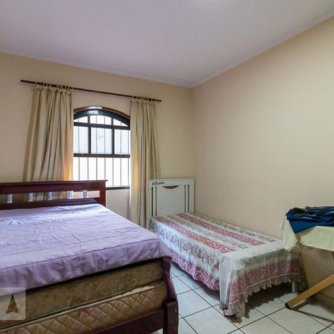 Casa para alugar com 385m², 3 quartos e 5 vagasQuarto 1