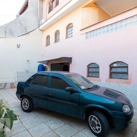 Casa para alugar com 385m², 3 quartos e 5 vagasGaragem e quintal