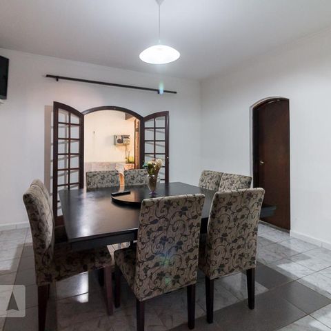 Casa para alugar com 385m², 3 quartos e 5 vagasCopa
