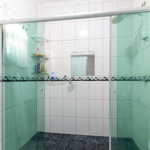 Casa para alugar com 385m², 3 quartos e 5 vagasBanheiro quarto 3 suíte