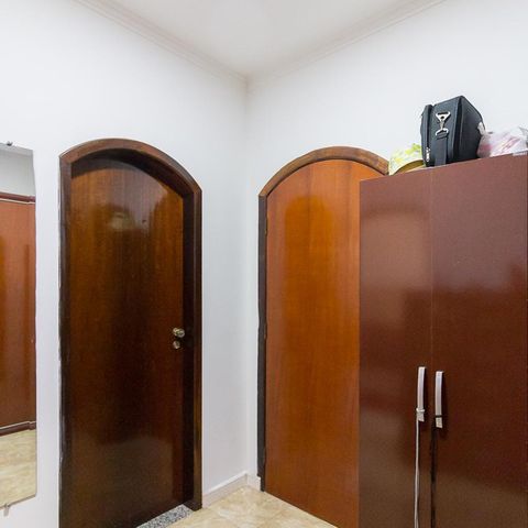Casa para alugar com 385m², 3 quartos e 5 vagasCloset quarto 3 suíte