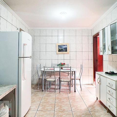Casa à venda com 120m², 6 quartos e 2 vagasCozinha