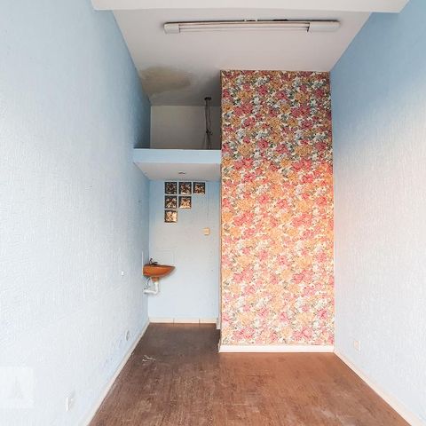 Casa à venda com 120m², 6 quartos e 2 vagasCômodo Externo 