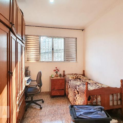 Casa à venda com 120m², 6 quartos e 2 vagasQuarto 2