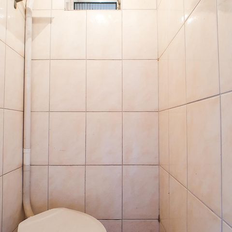 Casa à venda com 120m², 6 quartos e 2 vagasBanheiro Cômodo Externo 