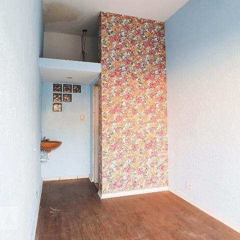 Casa à venda com 120m², 6 quartos e 2 vagasCômodo Externo 