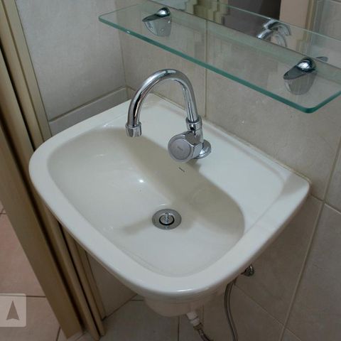 Casa à venda com 115m², 2 quartos e 2 vagasLAVABO
