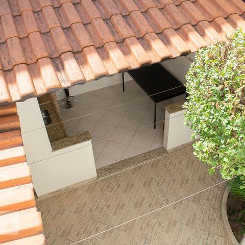 Casa à venda com 115m², 2 quartos e 2 vagasVISTA QUINTAL QUARTO 2