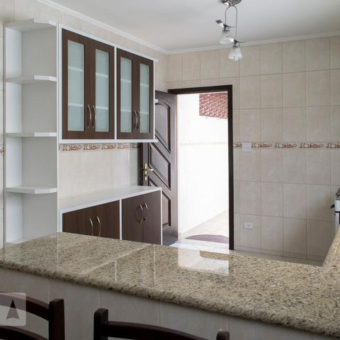 Casa à venda com 115m², 2 quartos e 2 vagasCOZINHA