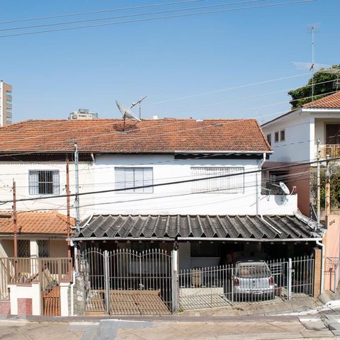 Casa à venda com 115m², 2 quartos e 2 vagasVISTA QUARTO 1