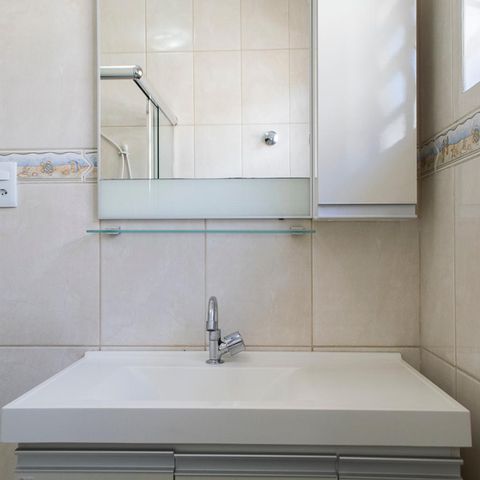 Casa à venda com 115m², 2 quartos e 2 vagasBANHEIRO