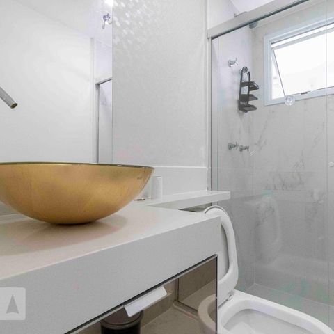 Apartamento à venda com 68m², 3 quartos e 2 vagasBanheiro Social
