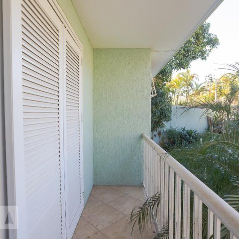 Casa à venda com 500m², 6 quartos e 6 vagasSacada da Suíte 6