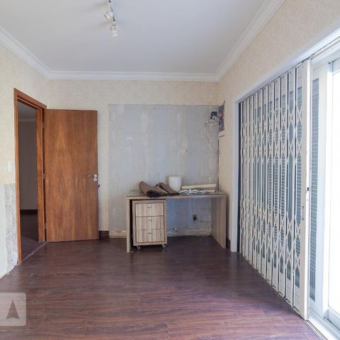 Casa à venda com 500m², 6 quartos e 6 vagasSuíte 6