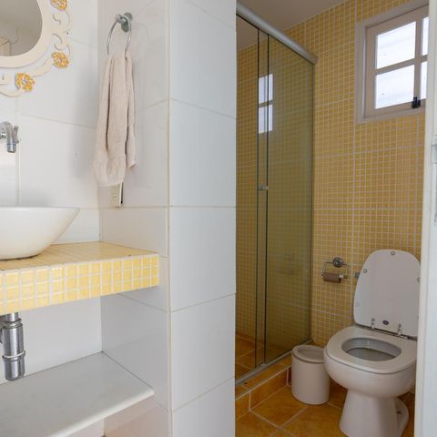 Casa à venda com 500m², 6 quartos e 6 vagasBanheiro da Piscina