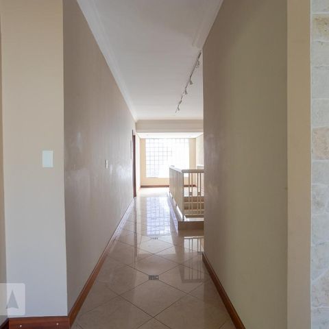 Casa à venda com 500m², 6 quartos e 6 vagasHall de Entrada