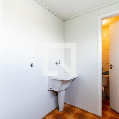 Apartamento à venda com 78m², 2 quartos e 1 vaga Apartamento à venda com 78m², 2 quartos e 1 vagaLavanderia