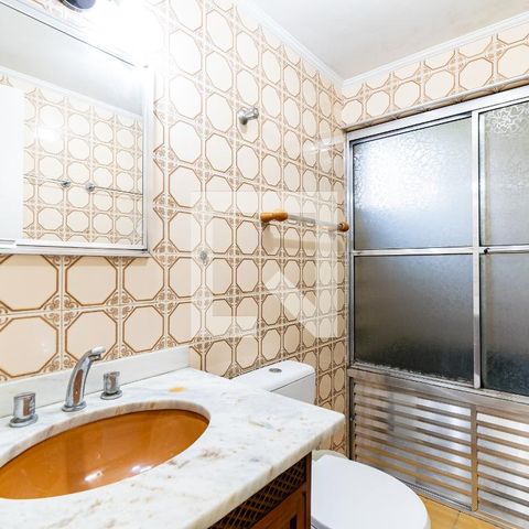 Apartamento à venda com 78m², 2 quartos e 1 vaga Apartamento à venda com 78m², 2 quartos e 1 vagaBanheiro