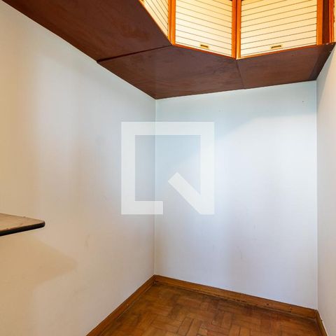 Apartamento à venda com 78m², 2 quartos e 1 vaga Apartamento à venda com 78m², 2 quartos e 1 vagaQuarto de Serviço