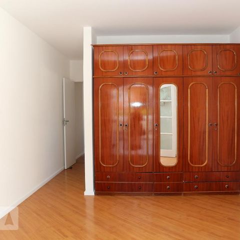 Casa à venda com 210m², 3 quartos e 2 vagasQuarto 3 - Suíte