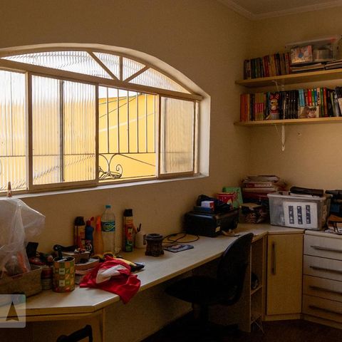 Casa à venda com 150m², 3 quartos e 2 vagas Casa à venda com 150m², 3 quartos e 2 vagasQuarto de Serviço