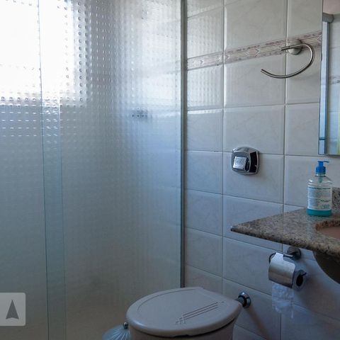 Casa à venda com 150m², 3 quartos e 2 vagas Casa à venda com 150m², 3 quartos e 2 vagasBanheiro 2