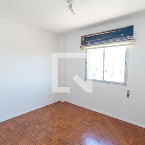 Apartamento para alugar com 90m², 2 quartos e 2 vagas Apartamento para alugar com 90m², 2 quartos e 2 vagasQuarto