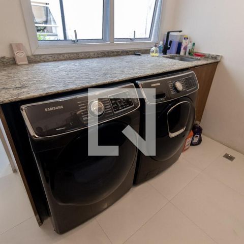 Casa à venda com 152m², 3 quartos e 1 vagaÁrea de Serviço