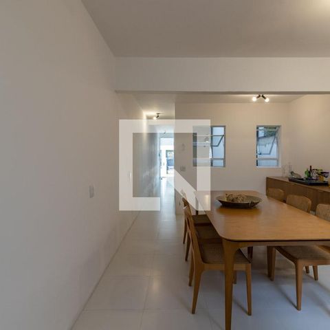 Casa à venda com 152m², 3 quartos e 1 vagaSala