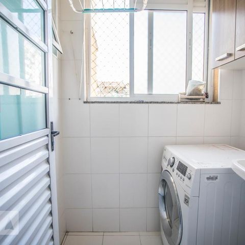 Apartamento à venda com 65m², 3 quartos e 1 vagaÁrea de Serviço