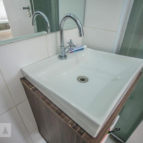 Apartamento à venda com 65m², 3 quartos e 1 vagaBanheiro - Torneira