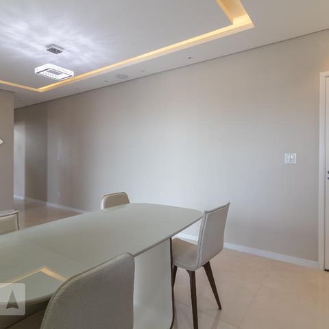 Apartamento à venda com 58m², 2 quartos e 1 vagaCozinha