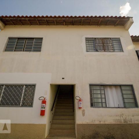 Casa de condomínio à venda com 53m², 2 quartos e 1 vagaFachada