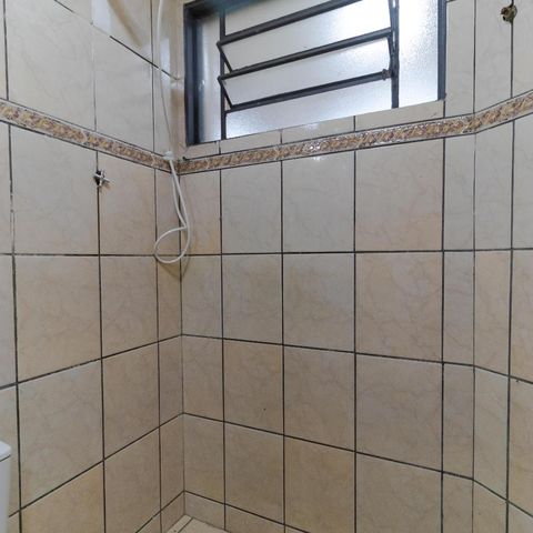 Casa de condomínio à venda com 53m², 2 quartos e 1 vagaBanheiro
