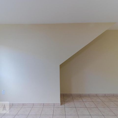Casa de condomínio à venda com 53m², 2 quartos e 1 vagaSalas