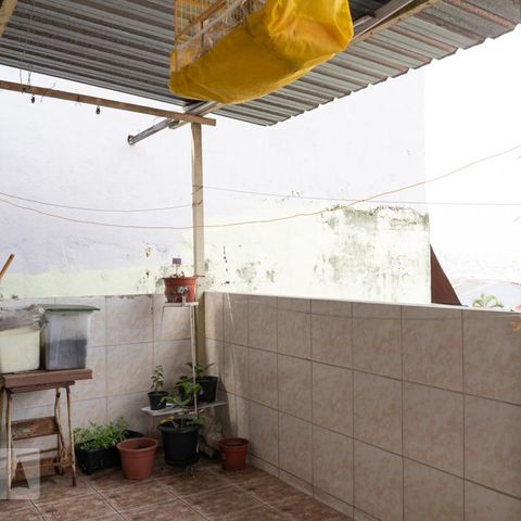 Casa à venda com 150m², 3 quartos e 1 vaga Casa à venda com 150m², 3 quartos e 1 vagaÁrea de serviço