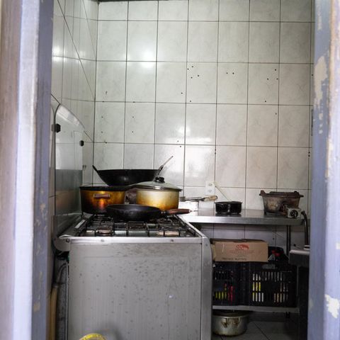 Casa à venda com 150m², 3 quartos e 1 vaga Casa à venda com 150m², 3 quartos e 1 vagaCozinha fundos