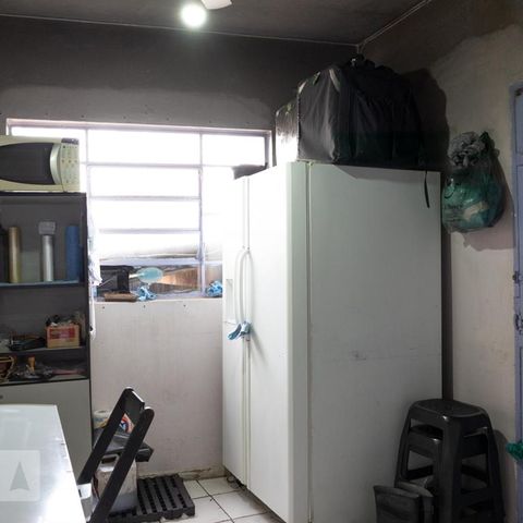 Casa à venda com 150m², 3 quartos e 1 vaga Casa à venda com 150m², 3 quartos e 1 vagaSala fundos