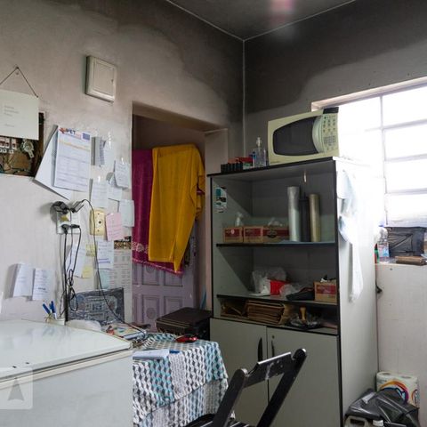 Casa à venda com 150m², 3 quartos e 1 vaga Casa à venda com 150m², 3 quartos e 1 vagaSala fundos