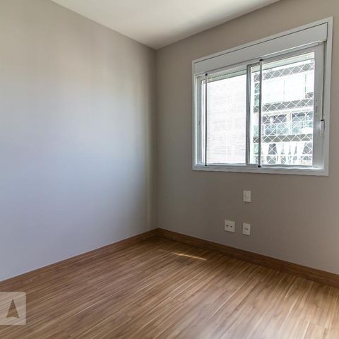 Apartamento à venda com 147m², 4 quartos e 3 vagasQuarto 4