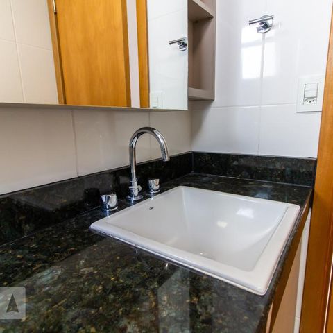 Apartamento à venda com 147m², 4 quartos e 3 vagasBanheiro da Suíte 1