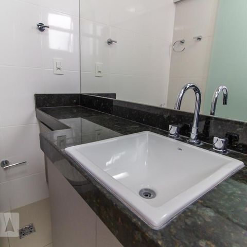 Apartamento à venda com 147m², 4 quartos e 3 vagasBanheiro da Suíte 2