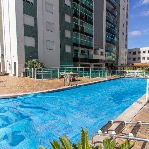 Apartamento à venda com 147m², 4 quartos e 3 vagasÁrea comum - Piscina