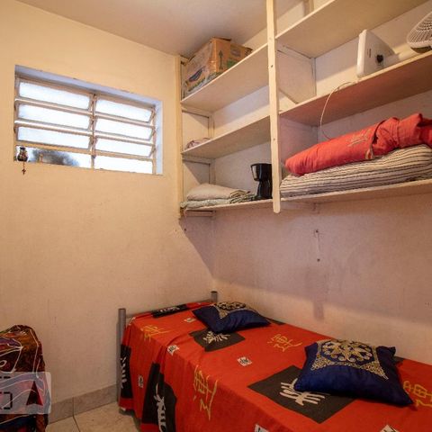 Casa à venda com 196m², 4 quartos e 2 vagasQuarto de Serviço
