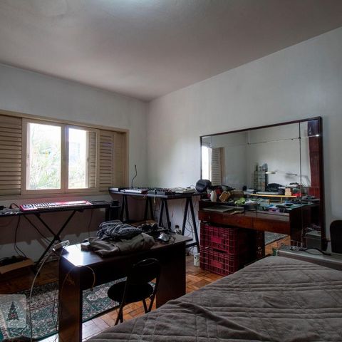Casa à venda com 196m², 4 quartos e 2 vagasSuíte