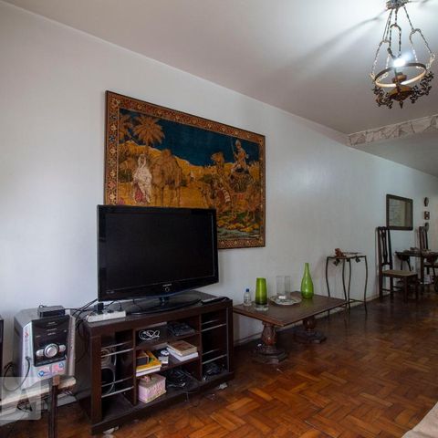 Casa à venda com 196m², 4 quartos e 2 vagasSala